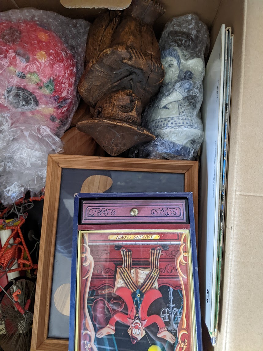 beeldjes en schildertijtjes